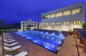 The Kumbha Residency - A Luxury Resort and Spa